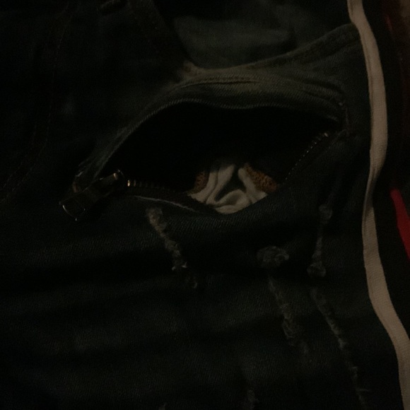 Supply and Demand New York Clothing, Skinny Slim Fit Jeans with working zippers - Picture 3 of 3